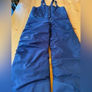 Patagonia Boys’ Powder Town Bibs Navy size Medium (10)